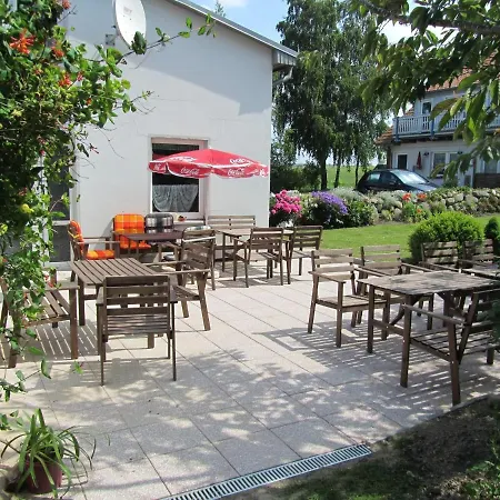 Furnished Near The Beach Apartment *